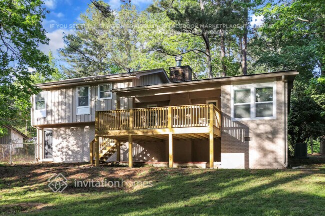 Building Photo - 6445 Tahoe Dr