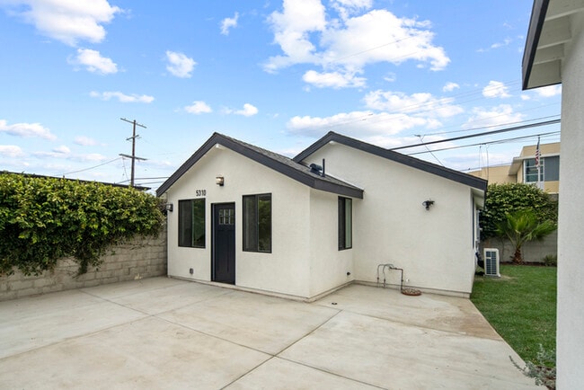 Building Photo - Charming 3 Bedroom Home for Rent in Los Angeles