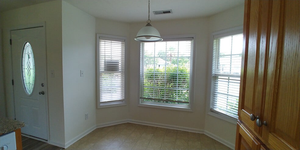 Building Photo - 1289 Gailard Dr