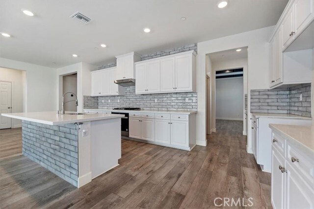 Building Photo - 25858 Oak Spgs Ct