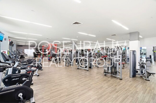 Building Photo - Enchanting fully furnished two-bed Condo a...