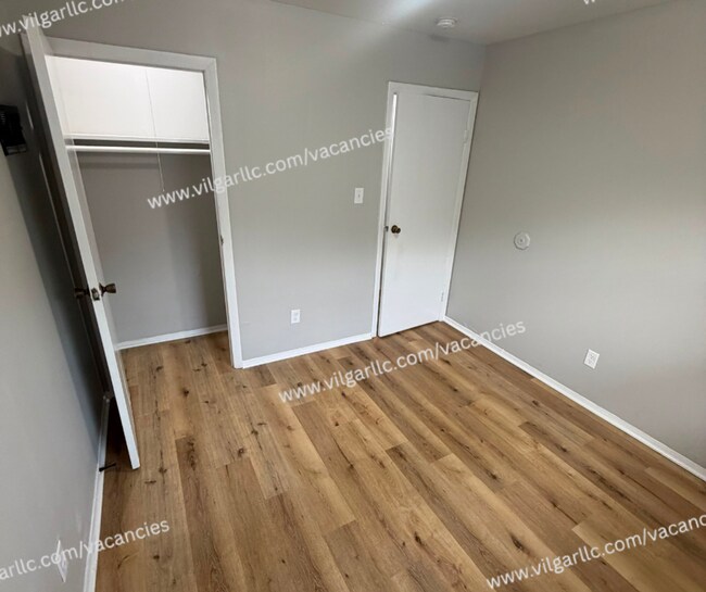 Building Photo - 4414 W 24th Pl