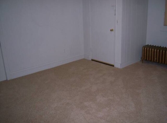 Living room - 432 E 7th St