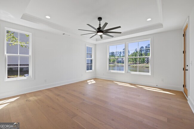 Building Photo - 1270 Glen Eagle Dr