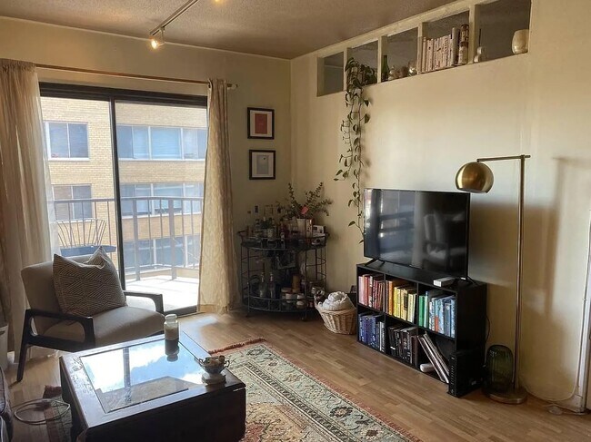 Building Photo - 1718 P St NW