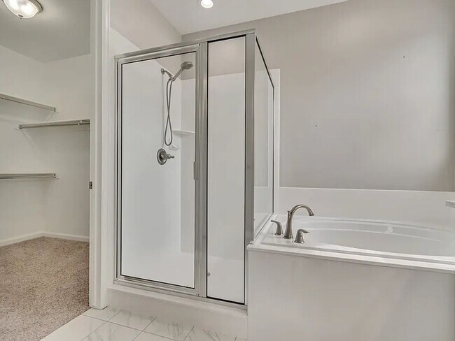 Building Photo - 3 Bedroom 2.5 Bathroom Home in Lehi!
