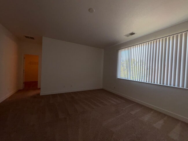 Building Photo - 100 Mt Adams Cir