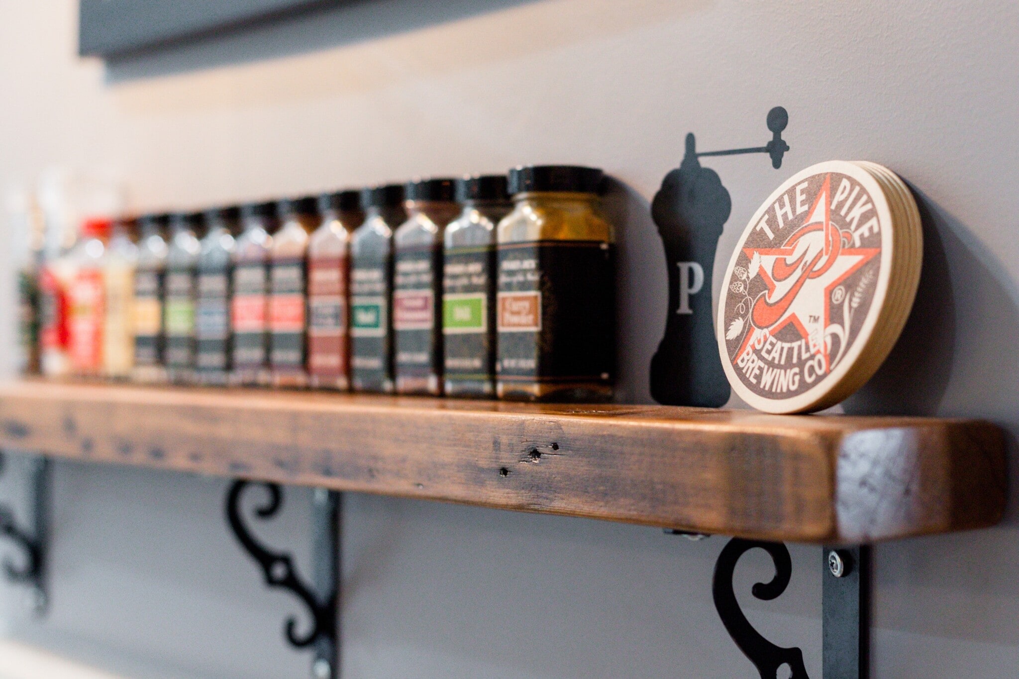 Building Photo - 337 NE 54th St