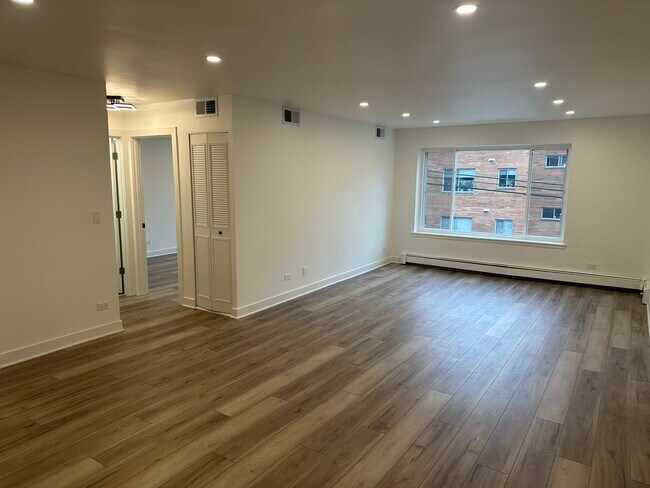 Building Photo - 8232 Niles Center Rd