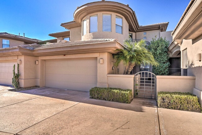 Building Photo - 15240 N Clubgate Dr