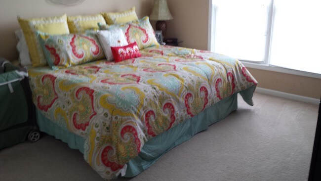 Master bedroom - 1825 Park W Dr