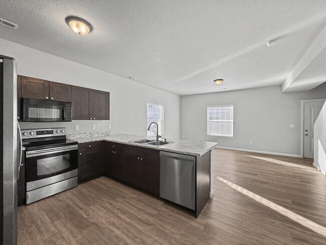 Building Photo - 4668 Ports Down Ln