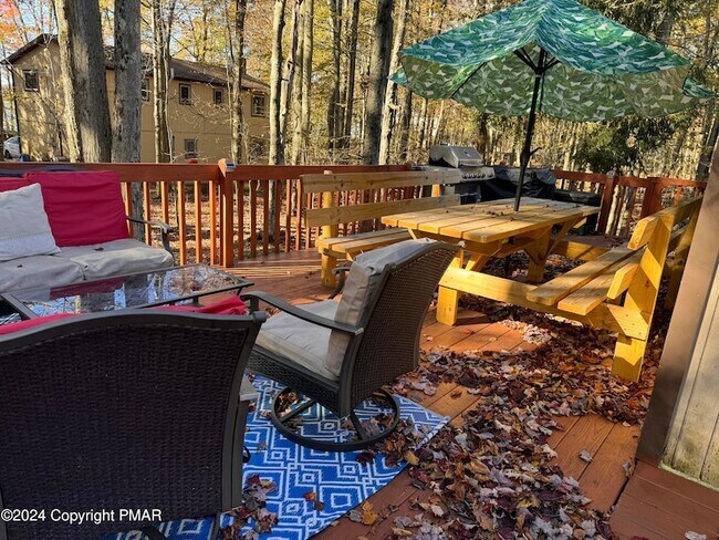 Building Photo - 2933 Melody Ln