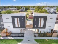 Building Photo - 3620 Lehall St