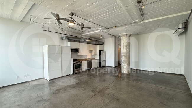 Building Photo - 1122 Jackson St