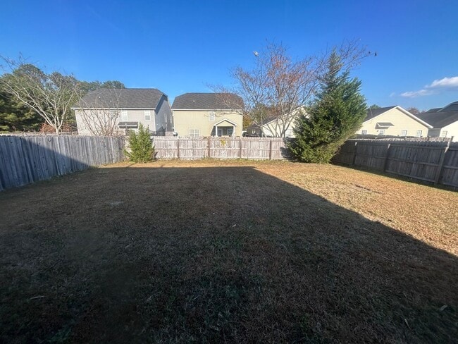 Building Photo - 224 Jerri Ln