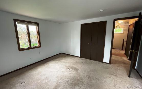 Building Photo - 2145 Lakeshire Dr