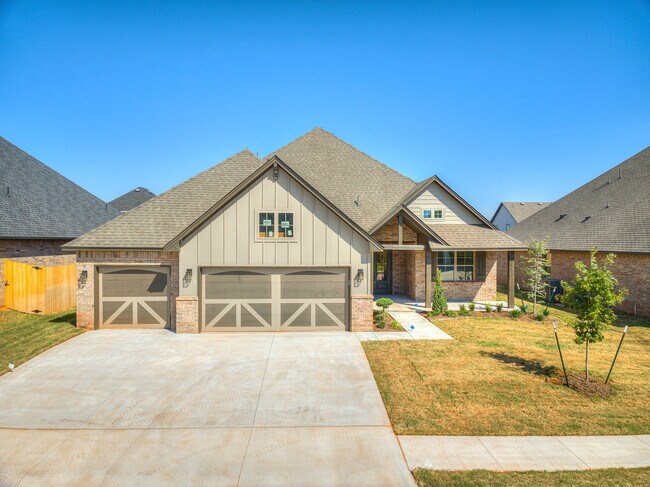 Primary Photo - 14517 Chambord Dr