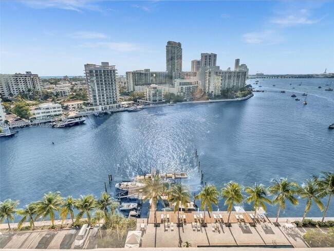 Building Photo - 20 Island Ave