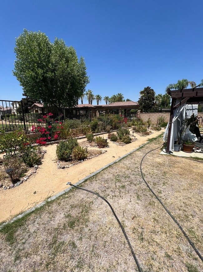 Building Photo - 5916 Sucre Pl