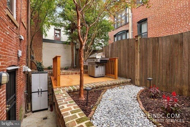 Building Photo - 1000 N Street NW-
