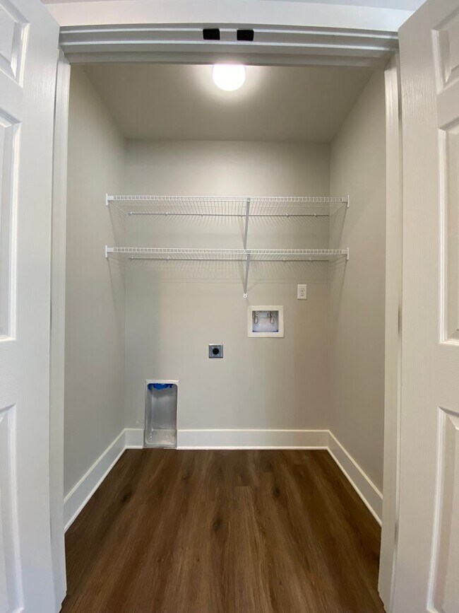 Building Photo - Home for rent in Montgomery!!! View with 48 Hours Notice!