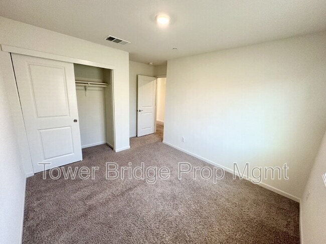 Building Photo - 11789 Plato Way
