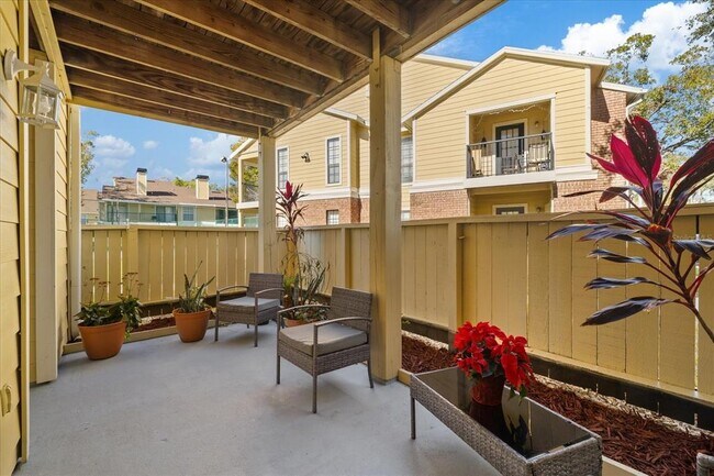 Building Photo - 8724 Mallard Reserve Dr