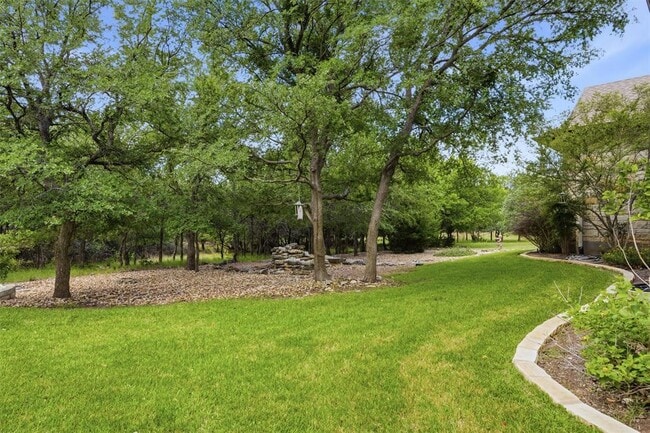 Building Photo - 203 Pristine Dr