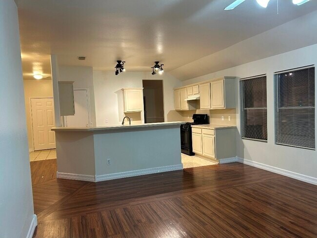 Building Photo - 12618 Roxdale Ridge Dr