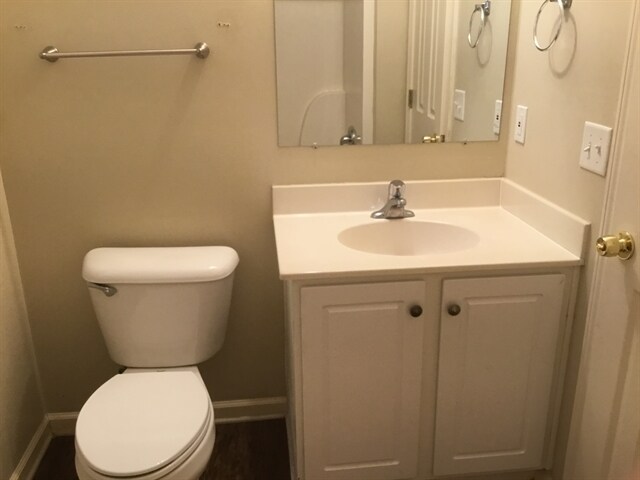 Building Photo - 511 Cypress Cv