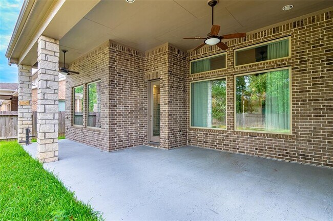 Building Photo - 31226 Shady Arbor Ln