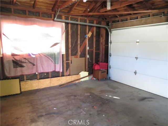 Building Photo - 1435 W Westmont Dr