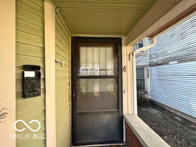 Building Photo - 2020 N Delaware St