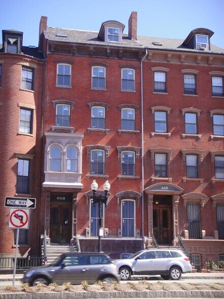 Building Photo - 658 Massachusetts Ave