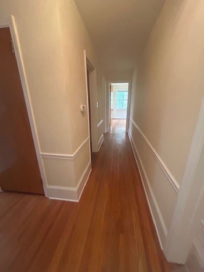Building Photo - 10 Bevlyn Dr