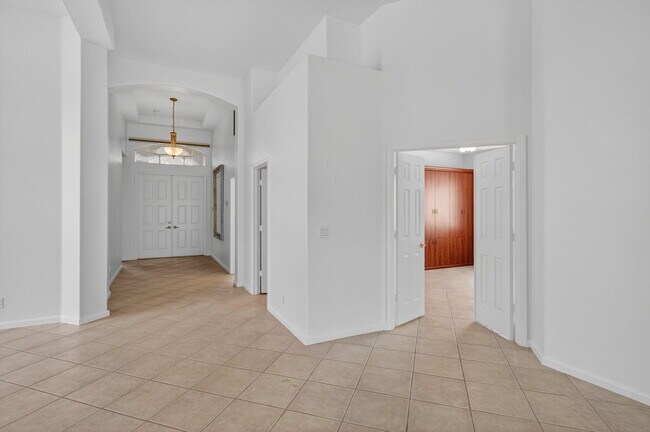 Building Photo - 7976 Monarch Ct