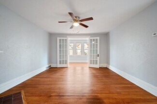 Building Photo - 215 Elysian St