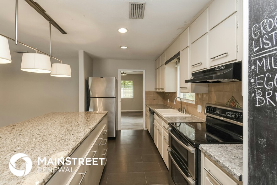 Building Photo - 1555 Shirl Ln