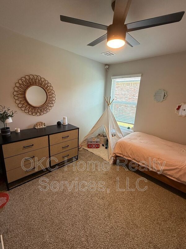 Building Photo - 14605 Travertine Fls Ln