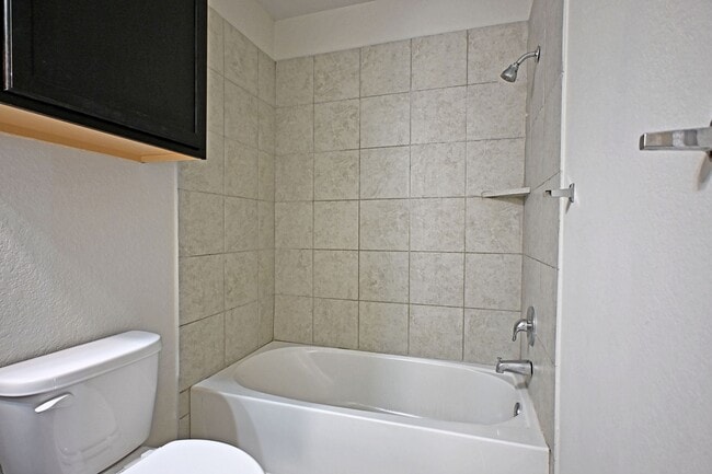 Building Photo - 2510 Diamondback Trail