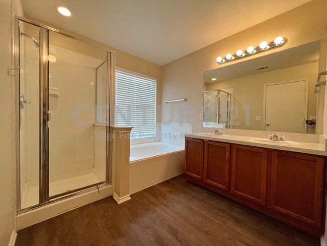 Building Photo - Beautiful 3/2/2 in Eagle Mountain / Sagina...