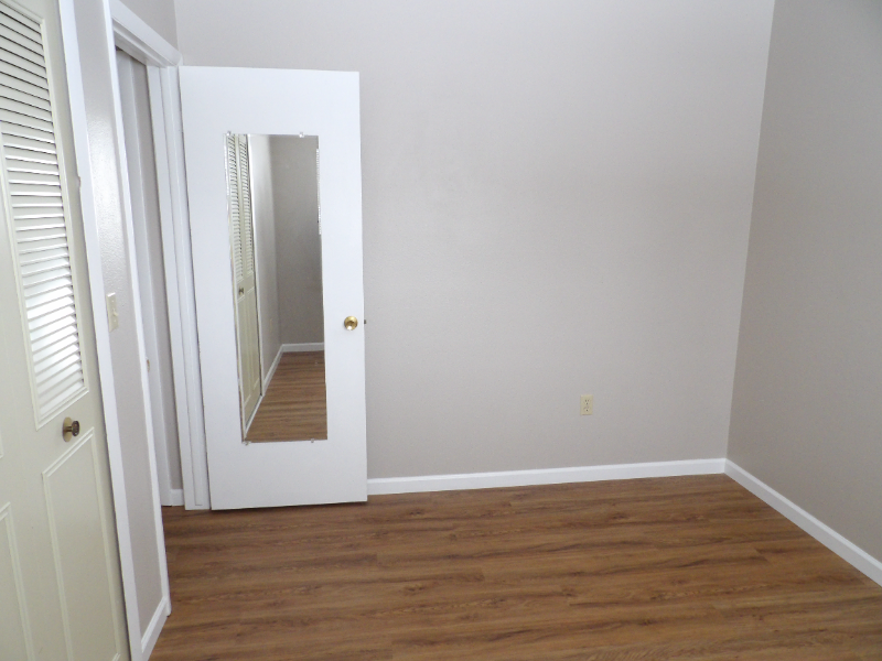 Building Photo - 5486 Mira Loma Cir