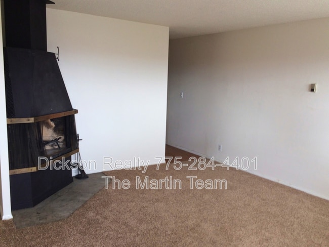 Building Photo - 3281 Gypsum Rd