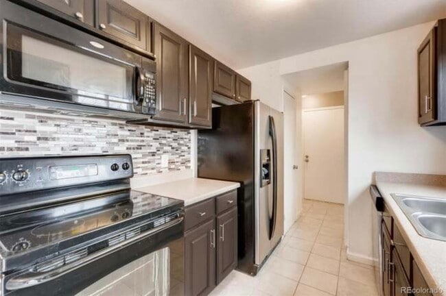 Building Photo - 4096 S Richfield St