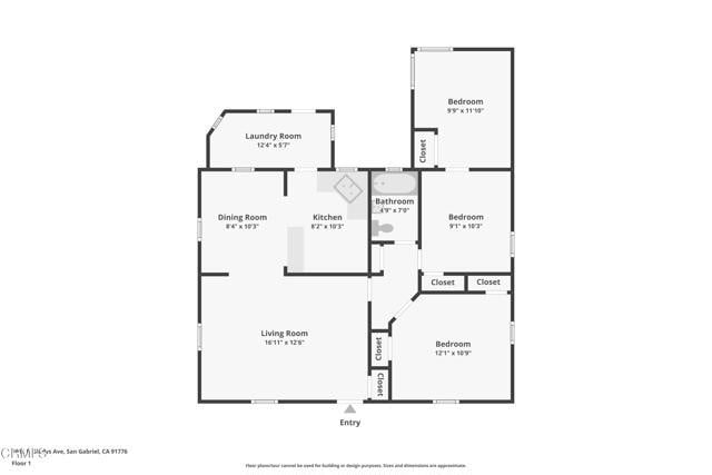 Building Photo - 5616 N Gladys Ave