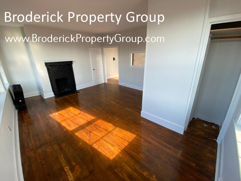 Building Photo - 83 Myrtle St