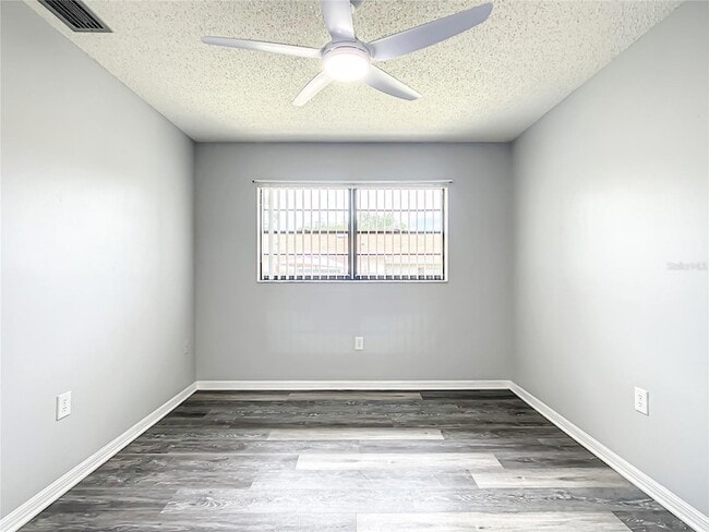 Building Photo - 5576 W Pine Cir