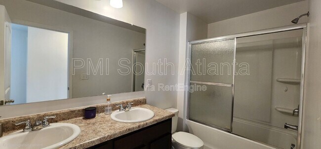 Building Photo - 4040 Alveston Dr