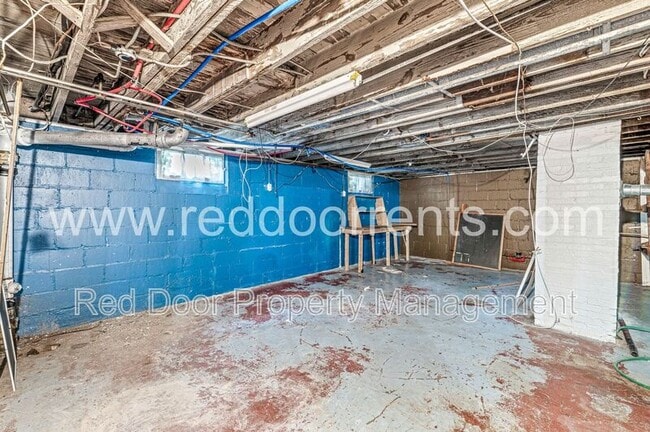 Building Photo - 5440 Carrollton Ave